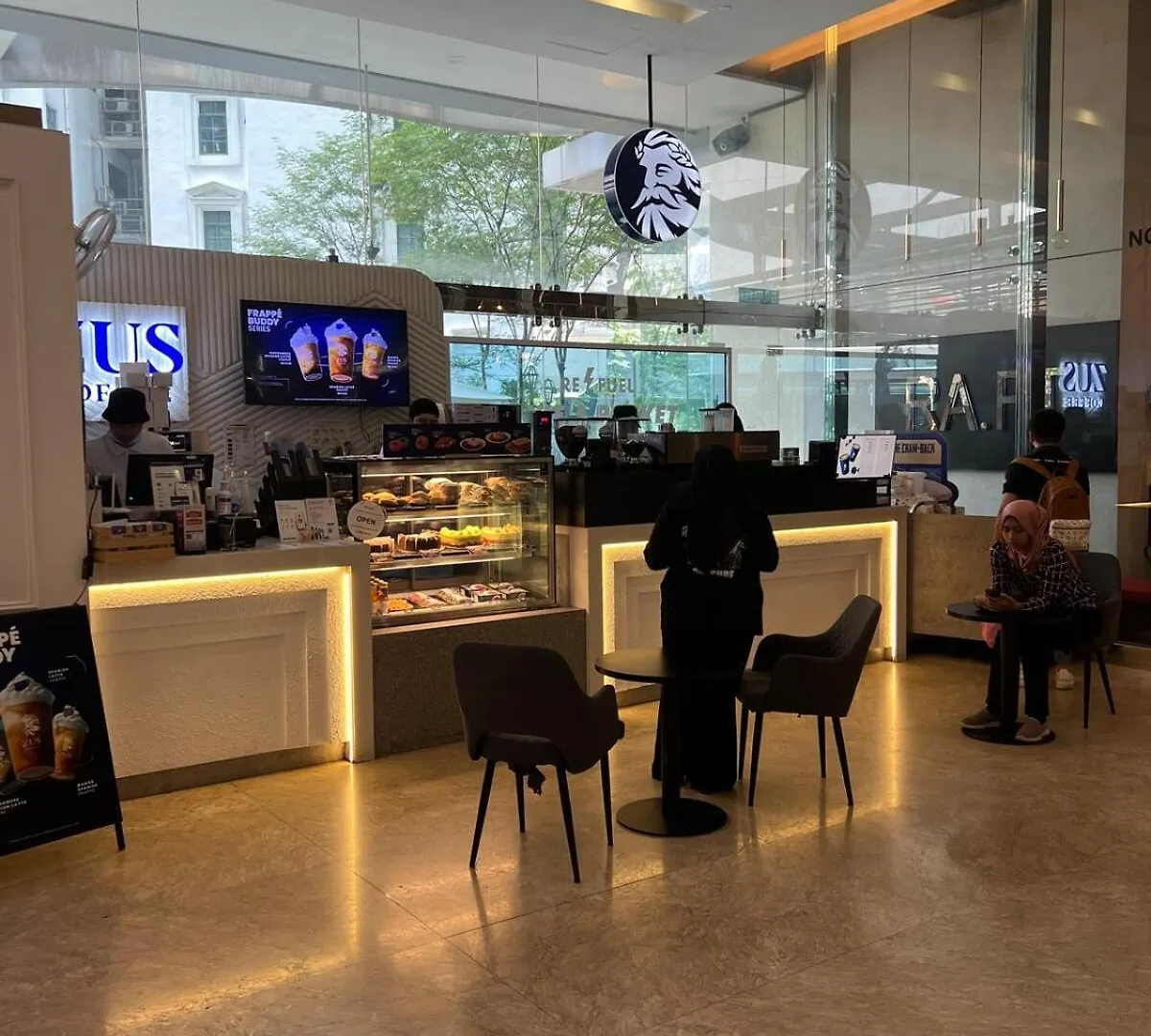 Convenient Klcc 2-Bedroom Unit Kuala Lumpur