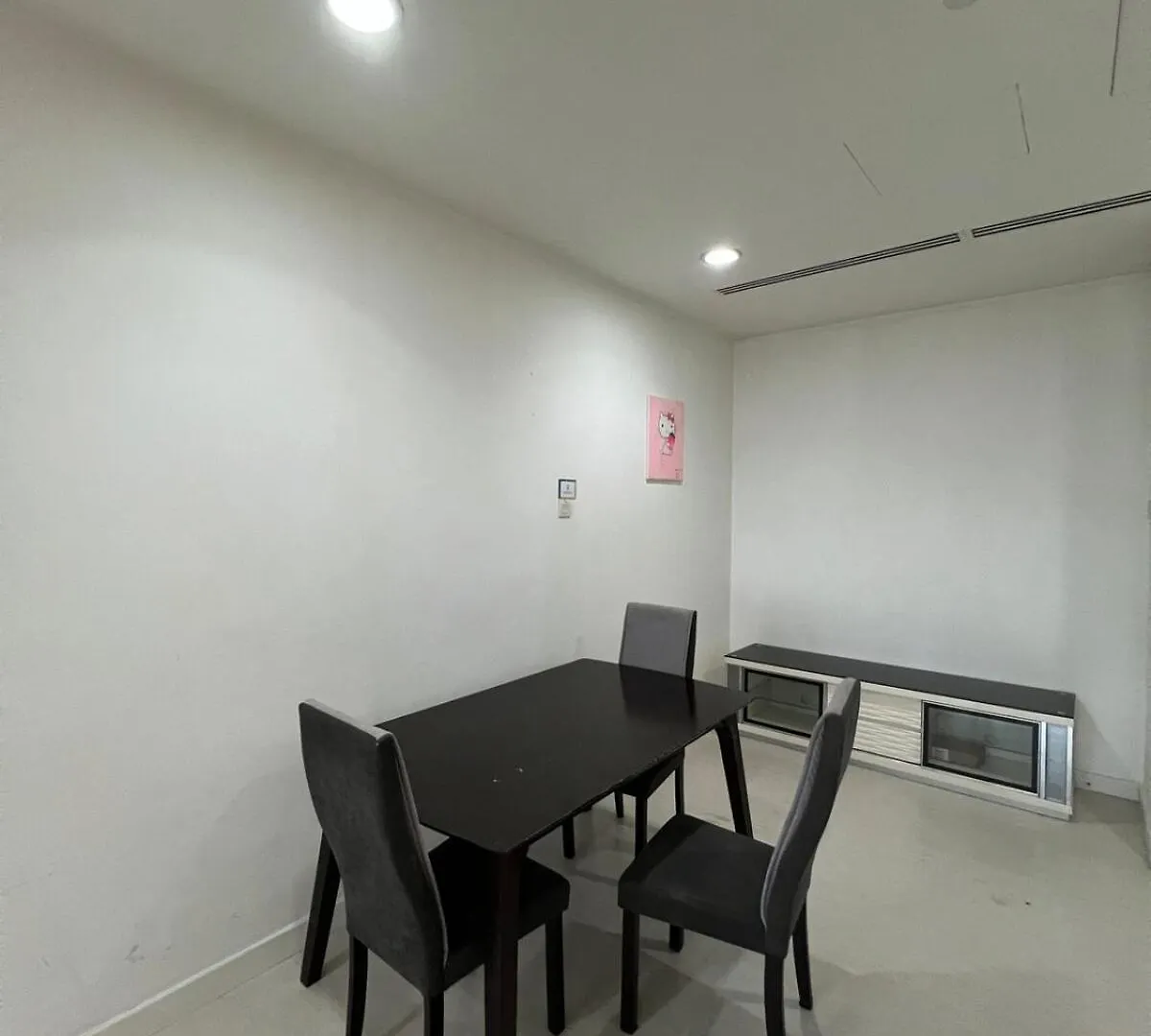 Lägenhet Convenient Klcc 2-Bedroom Unit Kuala Lumpur