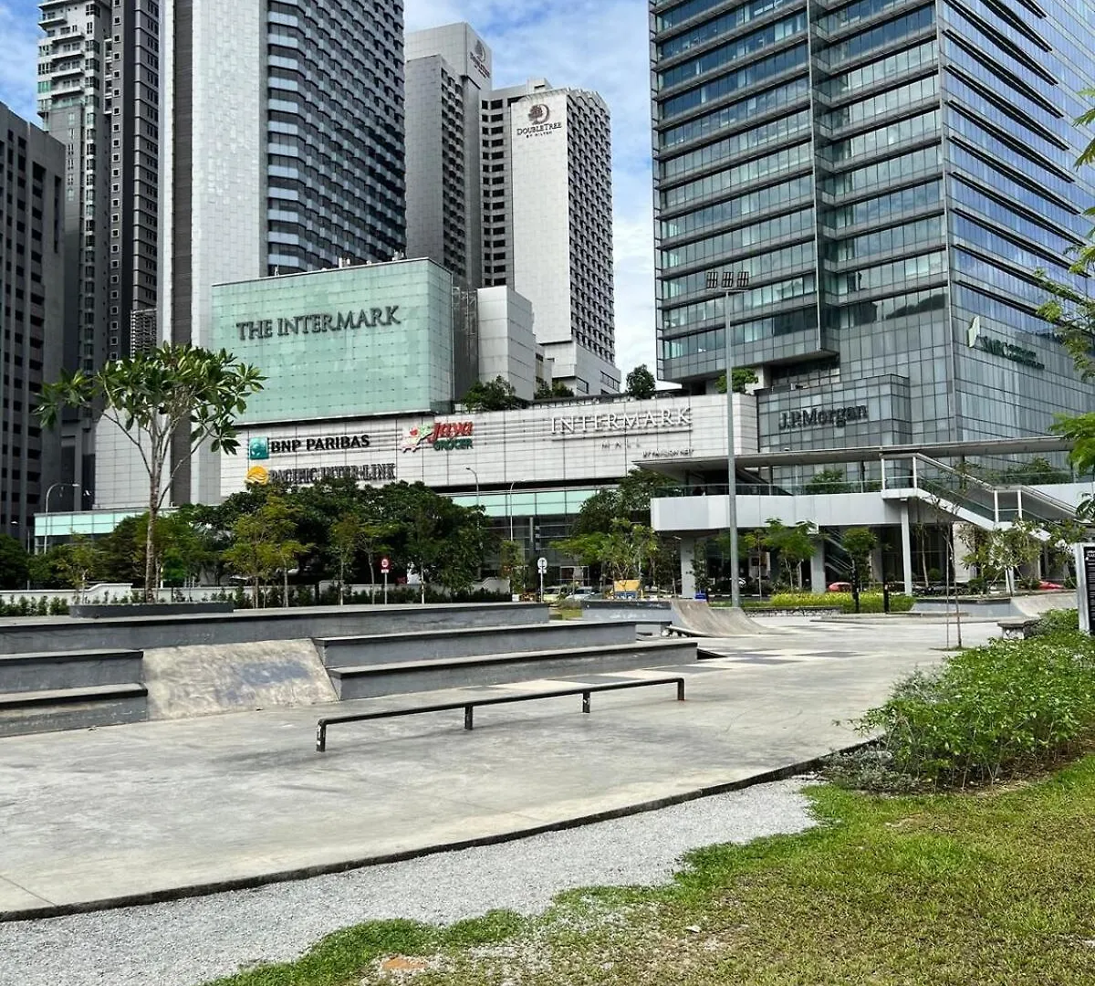 Convenient Klcc 2-Bedroom Unit Kuala Lumpur Malaysia